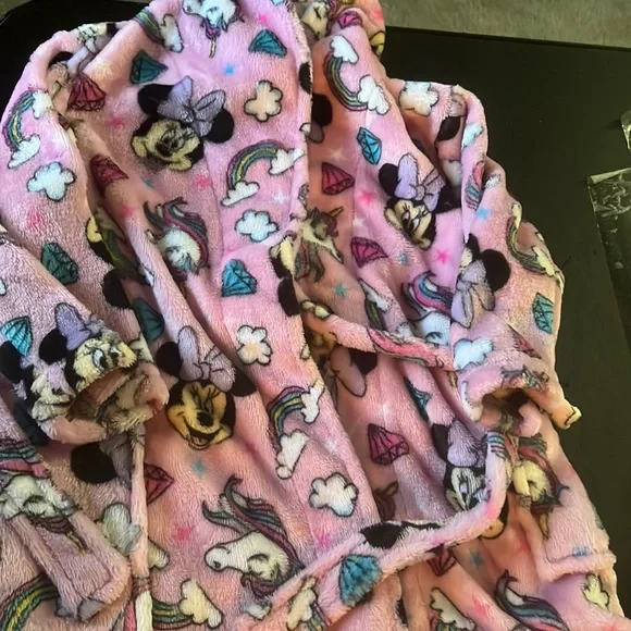 Mine Robe - Picture 1 of 1